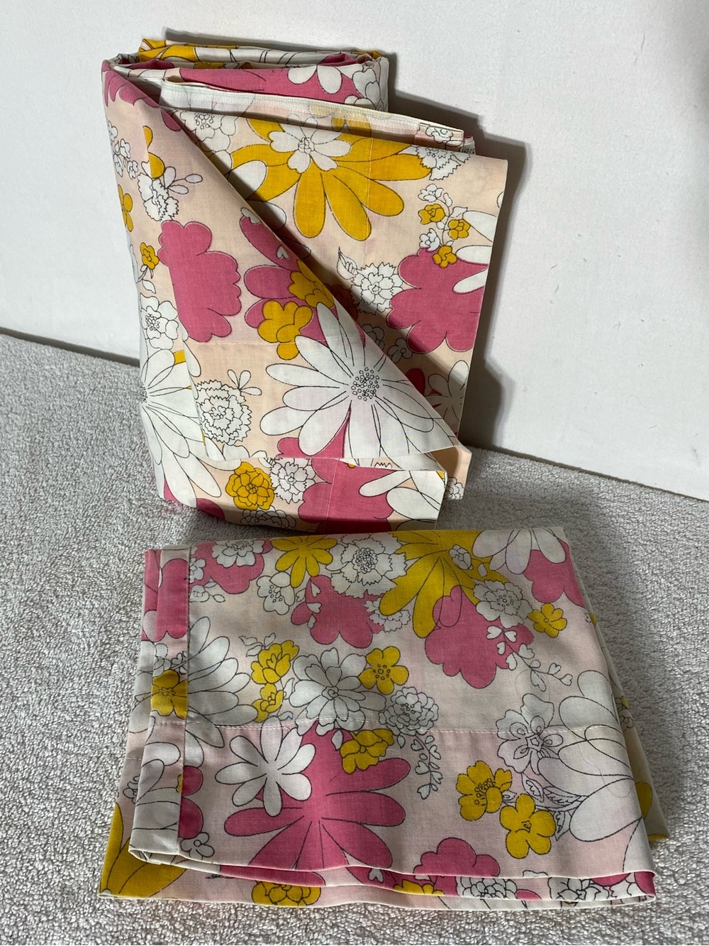 Vintage 70s Floral Full Size Flat Sheet Pillowcase Pink Orange Daisy Psychedelic